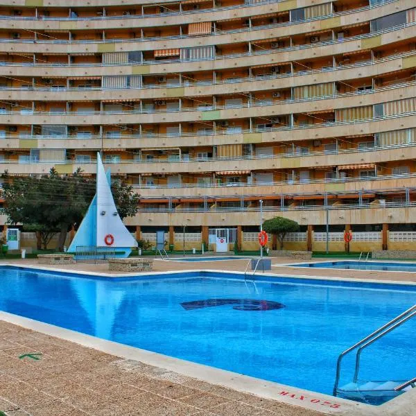 Calpe apartamento nuevo 1a línea playa piscina，位于卡尔佩的酒店
