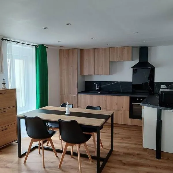 70m² house entirely renovated!，位于吉尔维内克的酒店