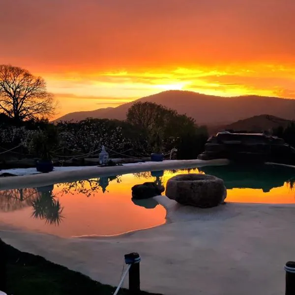 Glamping El Jardín De Las Delizias Valle Del Jerte，位于Casas del Castañar的酒店