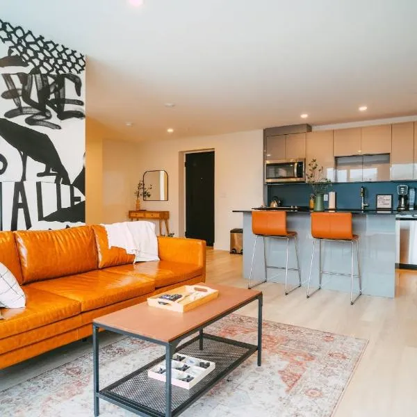 Chic Cozy Retreat - 2BR - Stunning North End Views，位于哈利法克斯的酒店