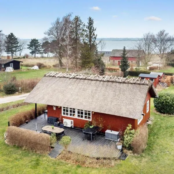 Cozy Home In Stubbekøbing With Wifi，位于斯图伯克宾的酒店