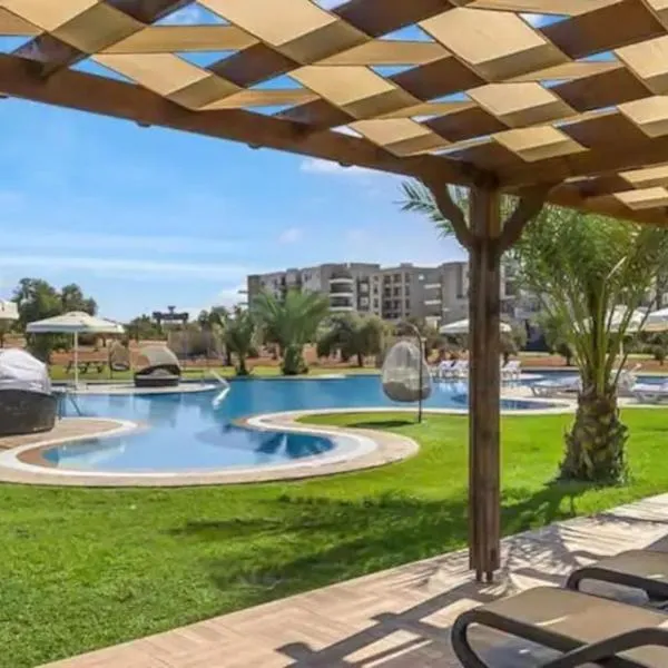 2+1 in Cyprus Thalassa Beach Resort，位于沃科利达的酒店