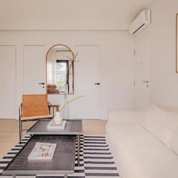 CASA HUMERA Apartamentos de diseño en Pozuelo，位于波苏埃洛-德阿拉尔孔的酒店
