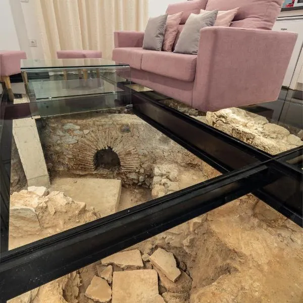 CMDreams Gold- Apartamentos turísticos con ruinas romanas en el centro de Mérida，位于梅里达的酒店