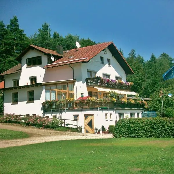 Landhotel Waldesruh，位于Zillendorf的酒店