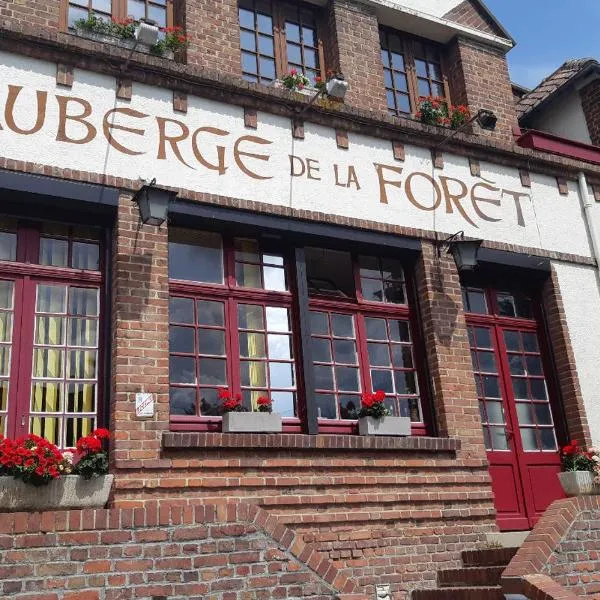 Logis hôtel & Restaurant - Auberge de la Forêt，位于Saint-Venant的酒店