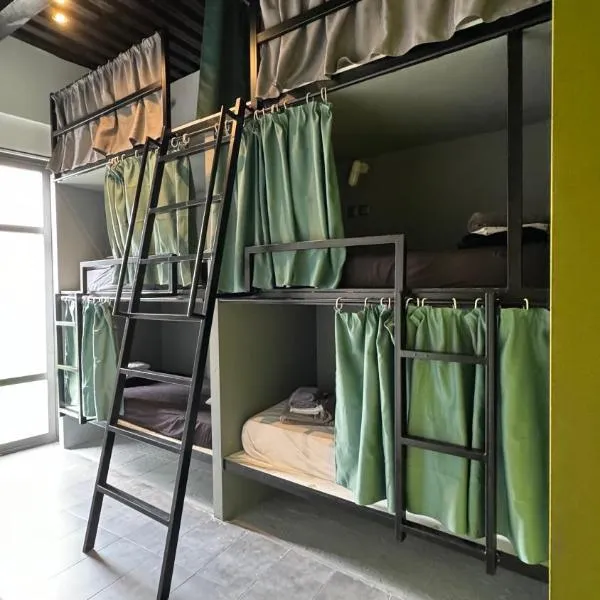 Iconic Athens Hostel，位于雅典的酒店