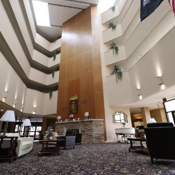 Hotel Mead Resorts & Conventions Center，位于威斯康星拉皮兹的酒店