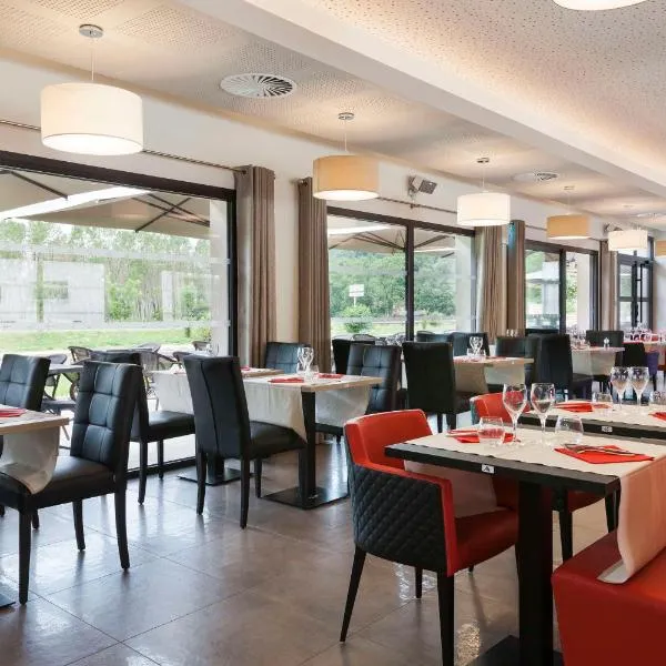 Brit Hotel Privilège Figeac，位于Camboulit的酒店