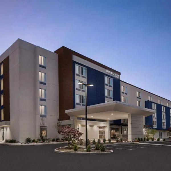 SpringHill Suites by Marriott Tuckahoe Westchester County，位于Pelham的酒店