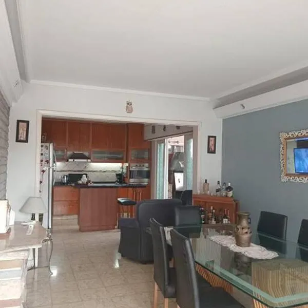 Departamento tipo casa.，位于Piñeyro的酒店