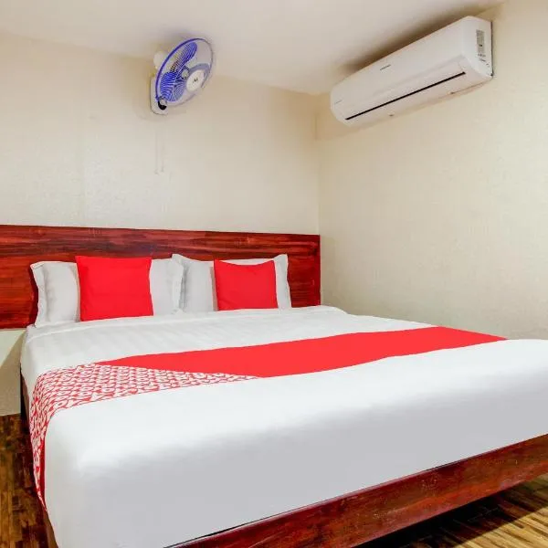 Super Hotel O Am Grandd，位于蒂鲁奇奇拉帕利的酒店