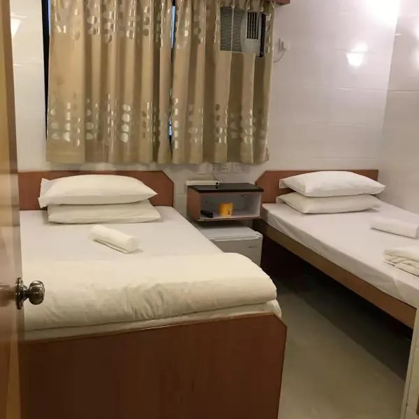 New First Guesthouse 新第一宾馆，位于香港的酒店