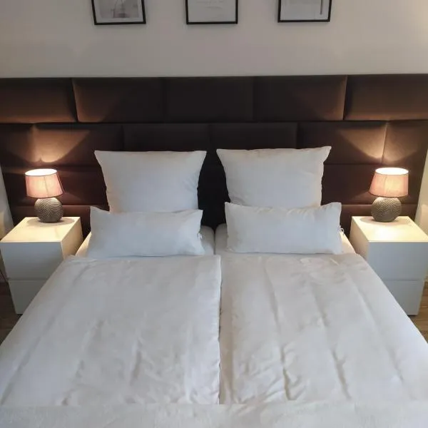 Haus am Waldrand，位于巴特赫尔斯费尔德的酒店