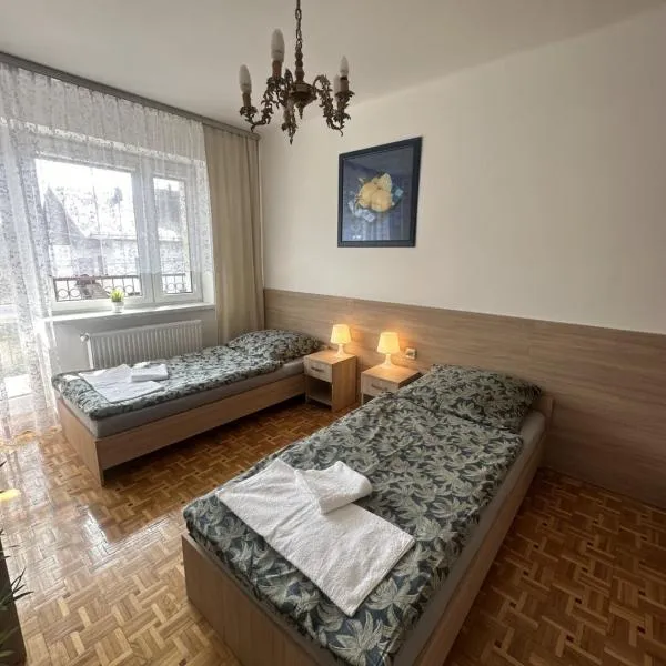 Apartament Jaśminowa，位于赫扎努夫的酒店