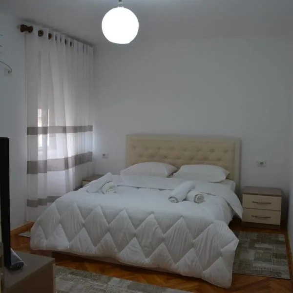 Apartament Qetesia，位于Çorovodë的酒店