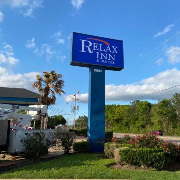 Relax Inn & Suites，位于安格尔顿的酒店