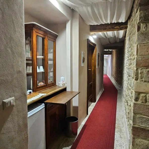 Il Vicoletto di BIBI - B&B，位于Staffolo的酒店