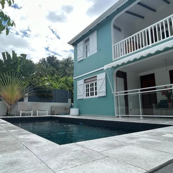 B O U G A I N V i L L i E R，位于黑角的酒店