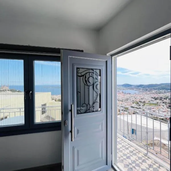 Aurora Syros Apartment，位于阿诺锡罗斯的酒店