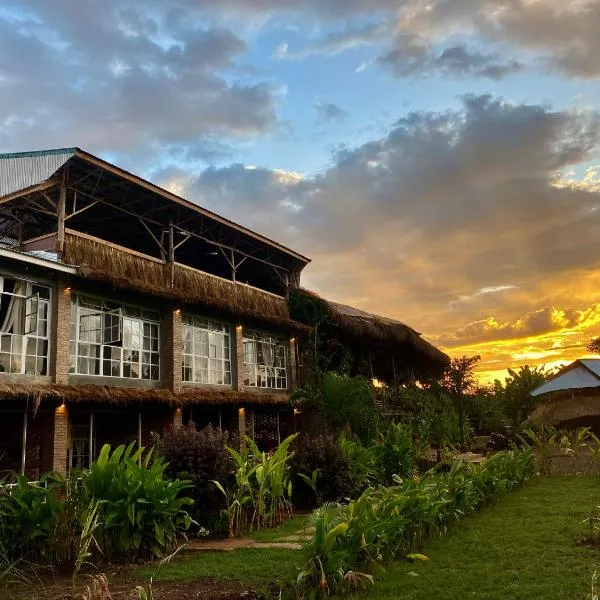 Mount Kilimanjaro 360 view Cottage，位于Boma la Ngombe的酒店