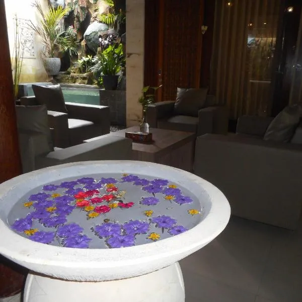 Suci Amerta Guest House，位于Menanga的酒店