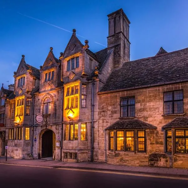 The Talbot Hotel, Oundle , Near Peterborough，位于昂德尔的酒店