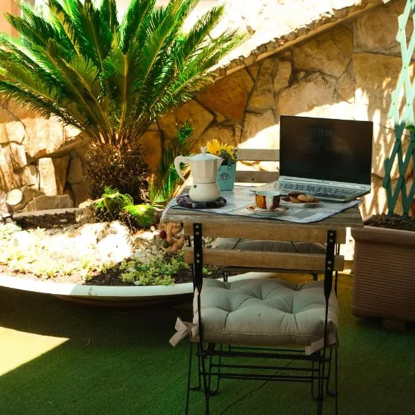 Attico Oasi di Relax Adelfia，位于Adelfia的酒店