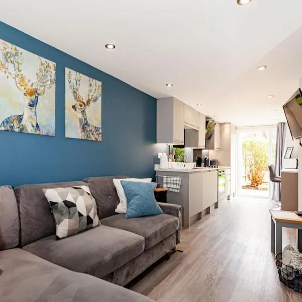 One bedroom apartment, Driveway, Bracknell Centre，位于布拉克内尔的酒店
