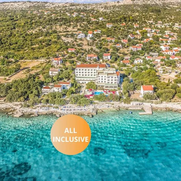 La Luna Hotel - All inclusive，位于Jakišnica的酒店