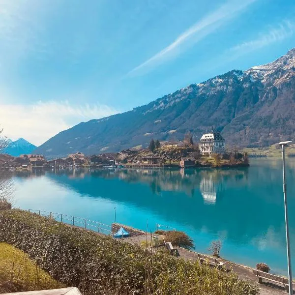 Boutique Hotel Bellevue B&B am Brienzersee Iseltwald Interlaken，位于伊瑟尔特瓦尔德的酒店