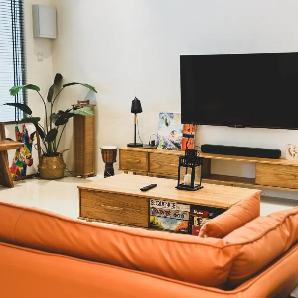 Urban ArtHouse Homestay - Permai, Sibu, Sarawak，位于诗巫的酒店