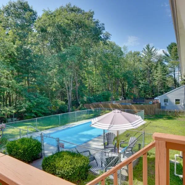 Saratoga Springs Haven with Pool and Fire Pit!，位于萨拉托加泉的酒店