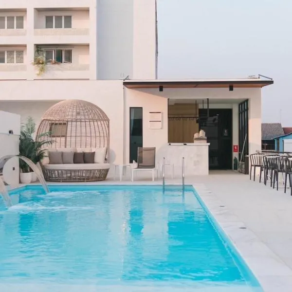 De Princess Hotel Udonthani，位于乌隆他尼的酒店