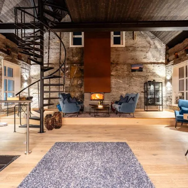 Lofoten Værøy Fyr，位于Værøy的酒店