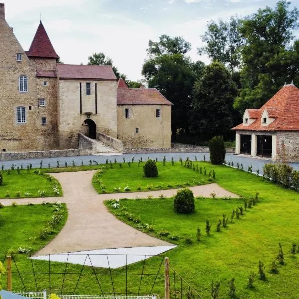 Château de la Mothe - Gîte Guillaume de BEAUJEU，位于Chouvigny的酒店