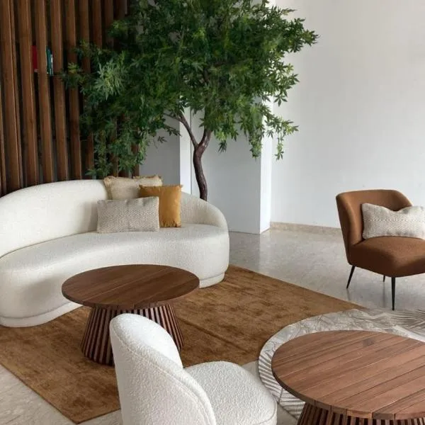 Hotel Golden，位于里米尼的酒店