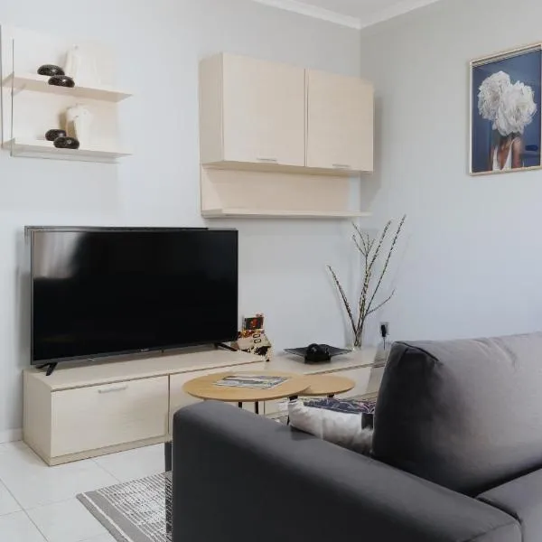 Faros Flat，位于亚历山德鲁波利斯的酒店