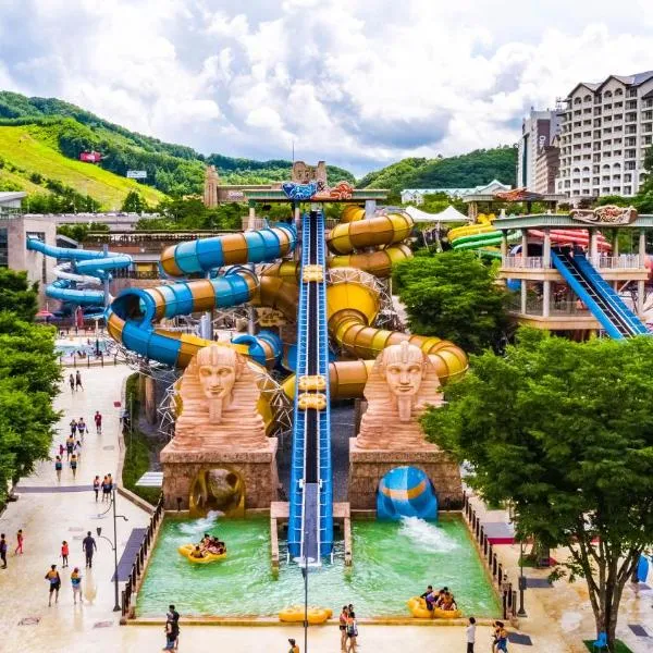 Sono Calm VivaldiPark，位于洪川郡的酒店