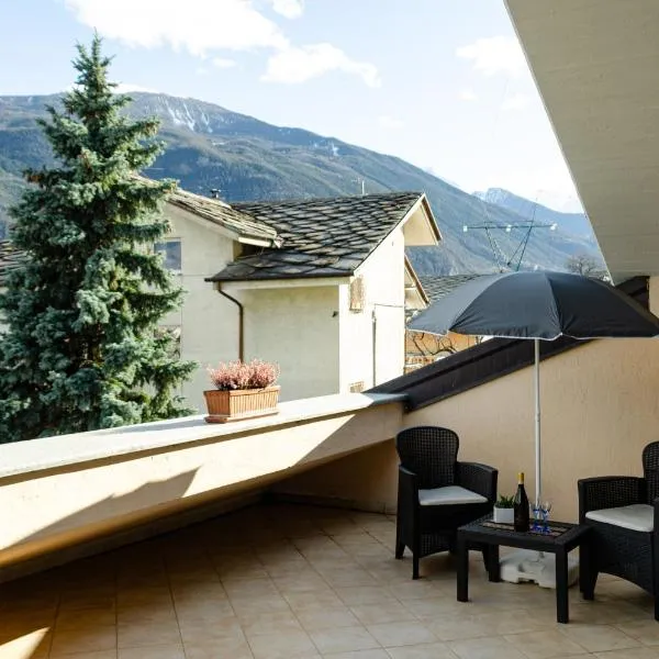 Sarre Skyline Apartment - Relax in Valle d'Aosta，位于莫尔杰克斯的酒店