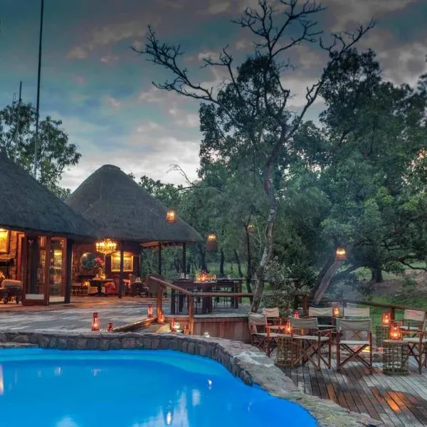 Ndlovu Safari Lodge，位于Dryfsand的酒店