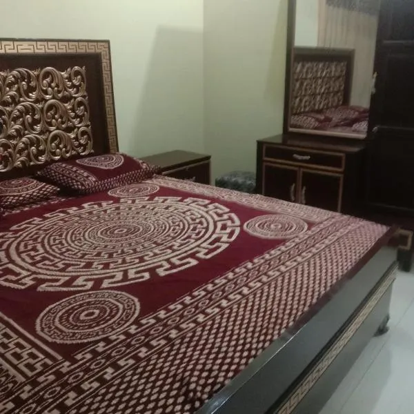 Gujrat Guest House，位于Gujrāt的酒店