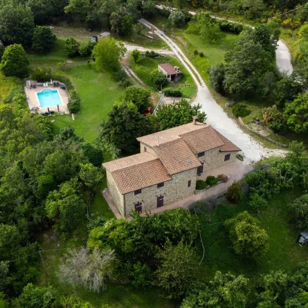 Agriturismo Castel d'Alfiolo-Barcomonte，位于古比奥的酒店