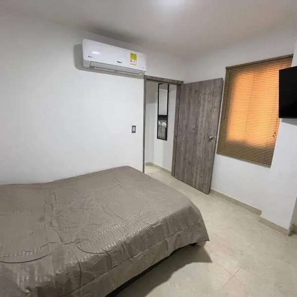 Apto 301 cerca a C.C. unicentro，位于库库塔的酒店