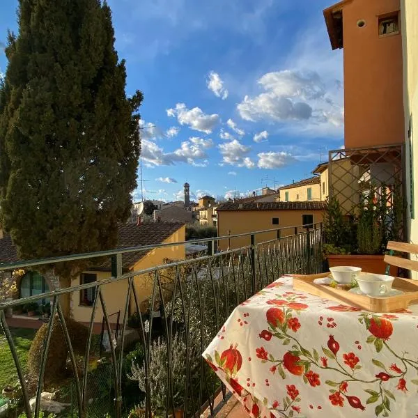 Il Cipresso Toscano Fibra e comfort nel cuore del Chianti Cozy flat in the heart of Chianti Smart working!，位于梅尔卡特勒瓦尔迪佩萨的酒店