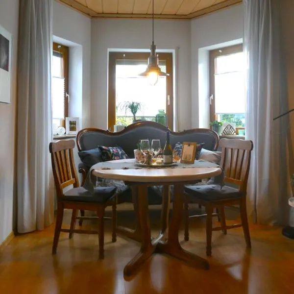 Ferienwohnung Hüppelröttchen，位于艾托弗的酒店