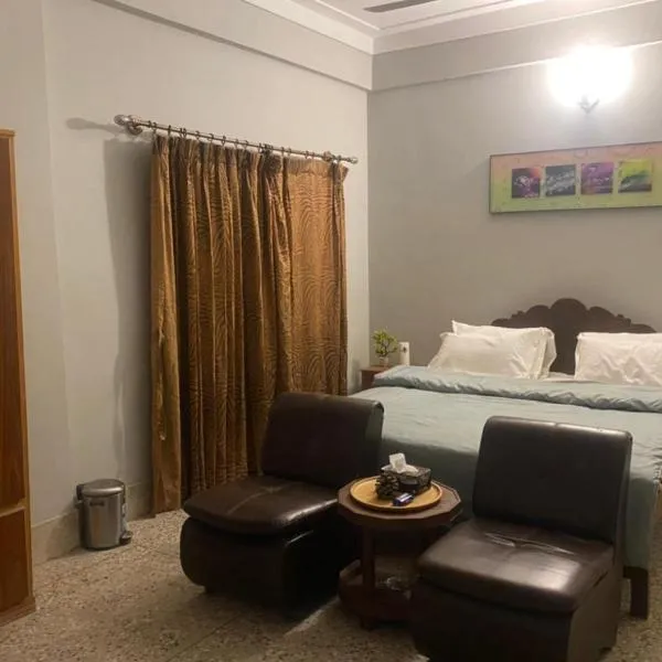 Outdoor Adventures Resort Muzaffarabad，位于穆扎法拉巴德的酒店