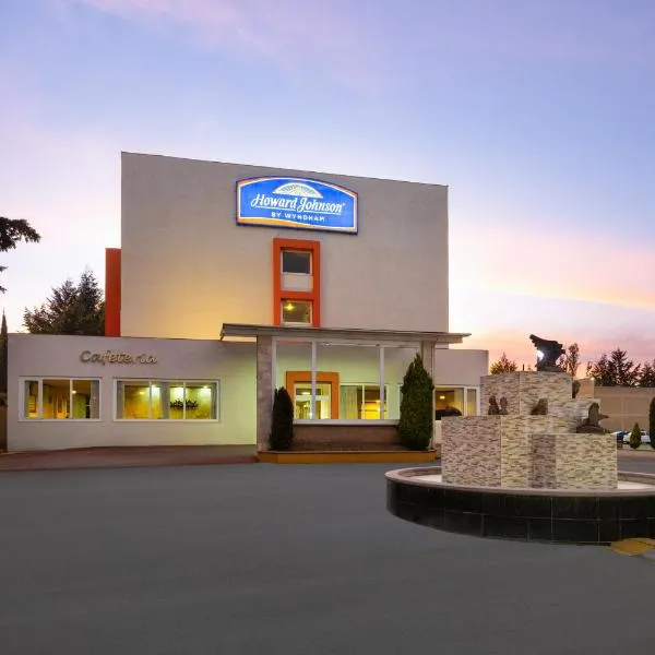 Howard Johnson by Wyndham Toluca，位于托卢卡的酒店