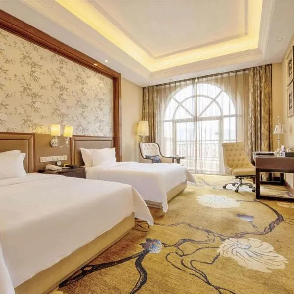 惠州龙光城戴斯酒店，位于Xiachong的酒店