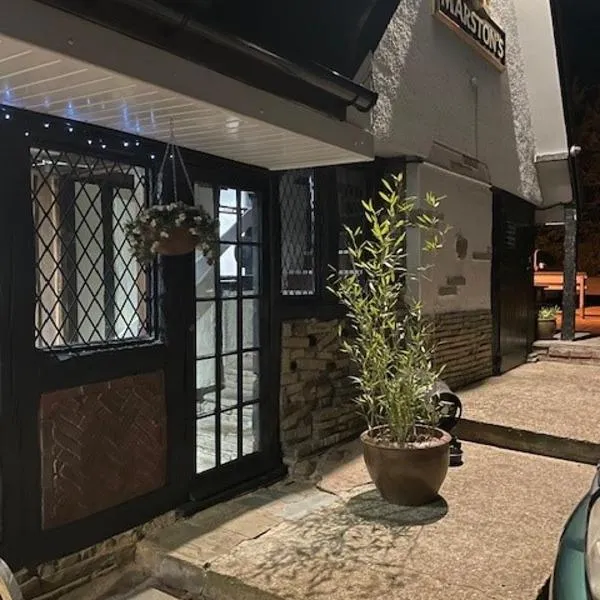 Chequers Country Inn，位于萨普科特的酒店